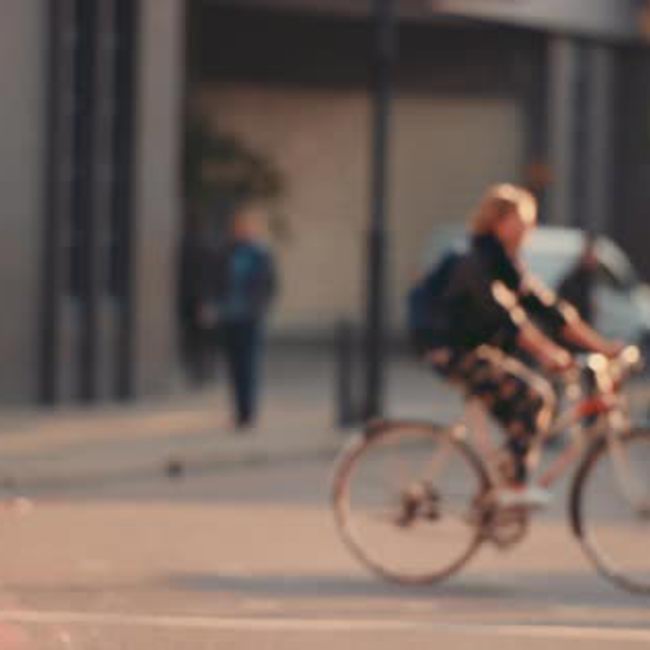 Student Cycling to Ayr Campus | Walking & Cycling to Ayr Campus | University of the West of Scotland